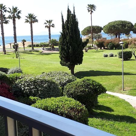 La Londe Les Maures Apartment Exterior photo