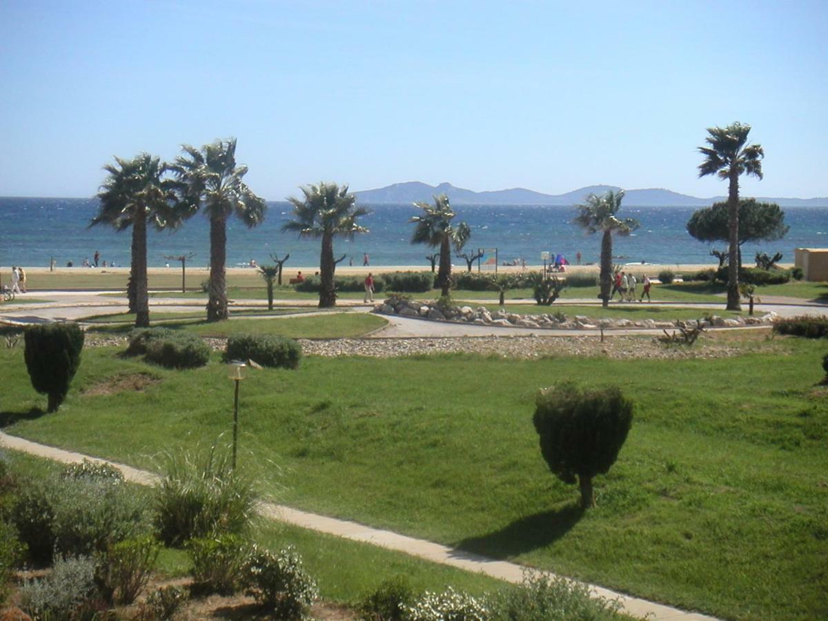 La Londe Les Maures Apartment Exterior photo